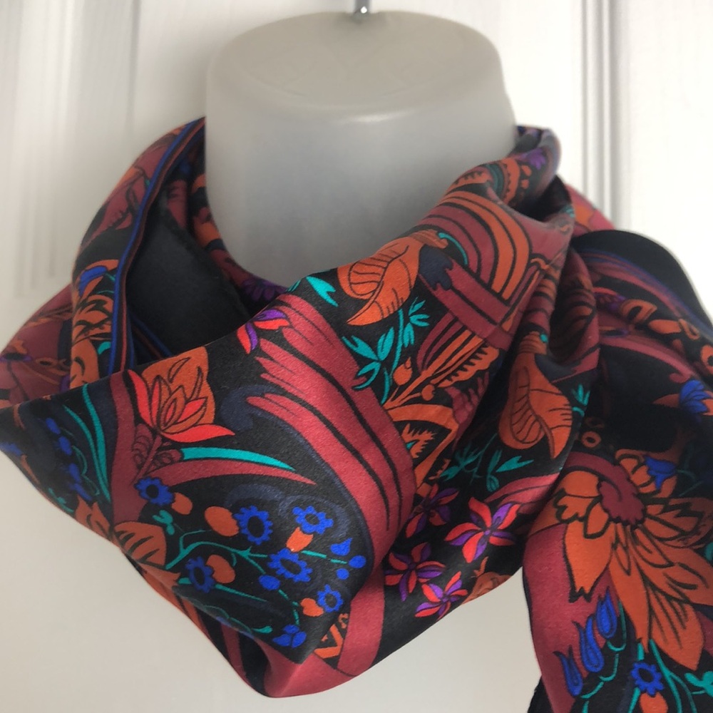Museum of Fine Arts Boston Whimsical Orange and Black Wrap Scarf Silk
